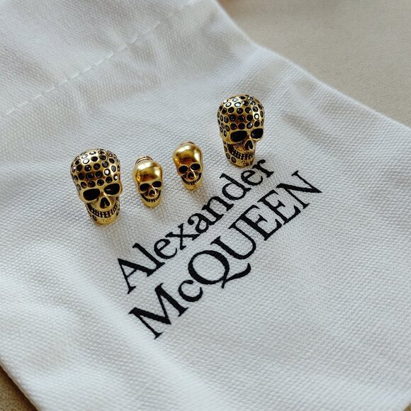 Alexander McQueen Pave Rhinestones Double Skull brass earring 10gr (New) - Picture 6 of 9